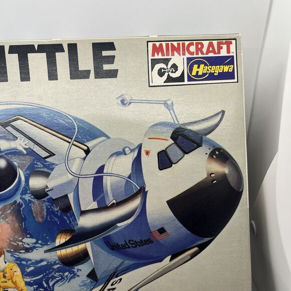 Hasegawa Minicraft Space Shuttle Plastic Model Kit #1198U - Picture 4 of 11